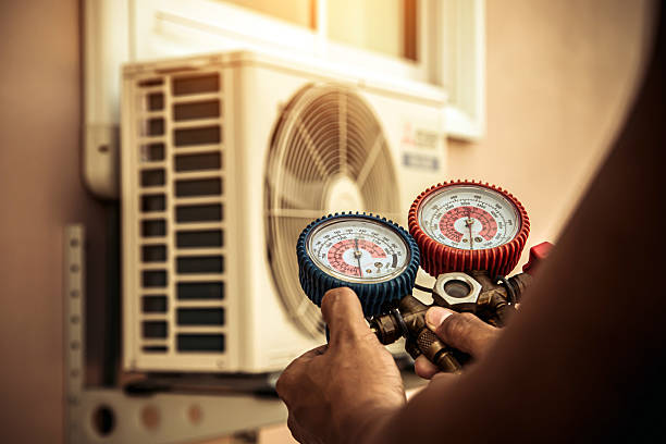Professional Ductwork Repair technician working in Reseda, CA